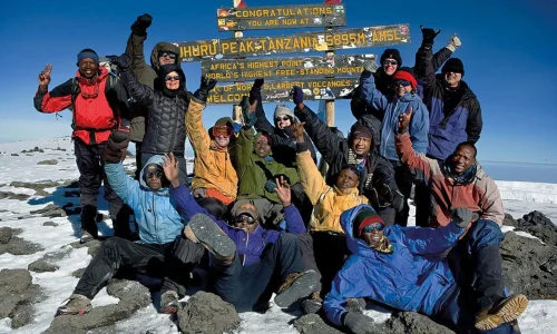 kilimanjaro-trek-climbers-summit